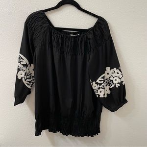 Jennifer and grace blouse black extra large